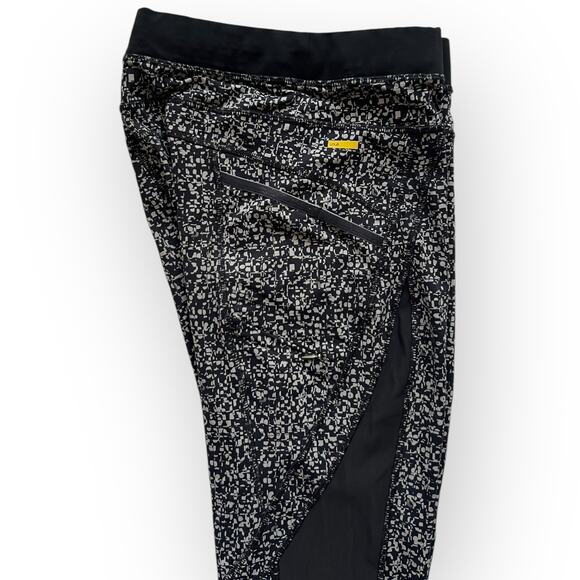 Lole Women's Black & Gray Geometric Sheer Side Activewear 7/8 Leggings Size S - Picture 3 of 13